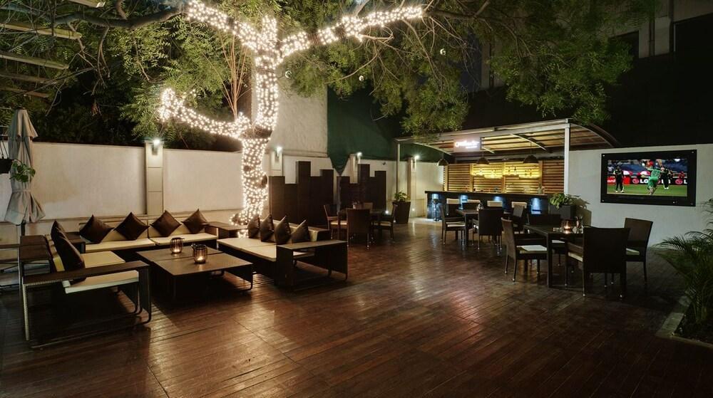 Quality Inn Gurgaon Eksteriør bilde
